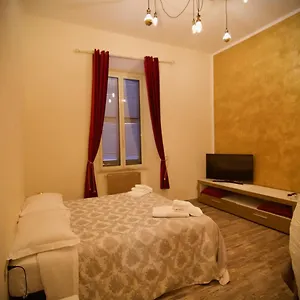 Apartment Art Colosseo, Rome